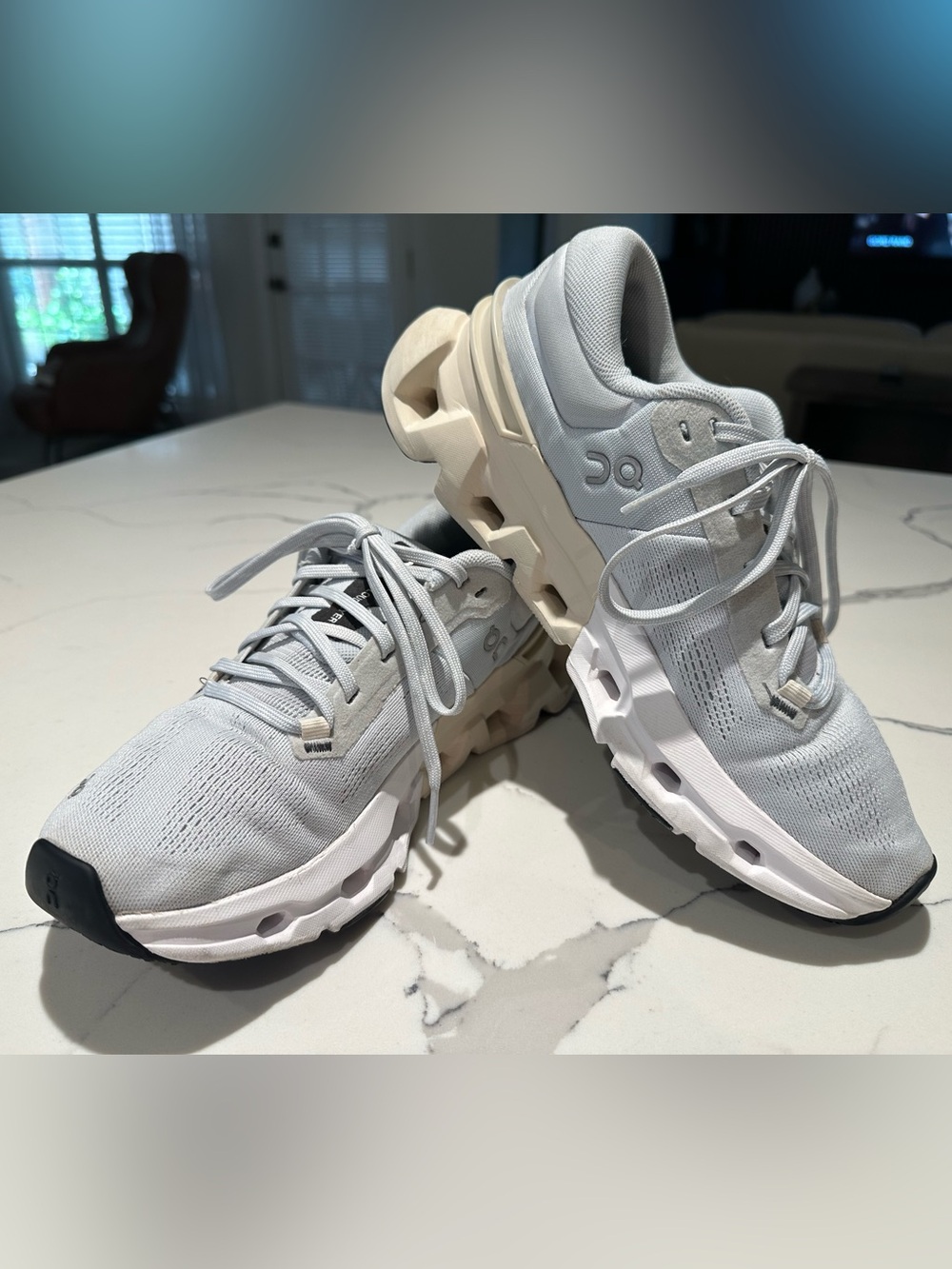 On Running Cloudflyer Light Gray and White Performance Sneakers